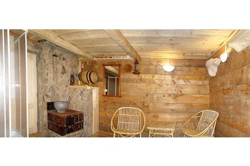 Ucraina Privát Malyj Bereznyj, Exteriorul